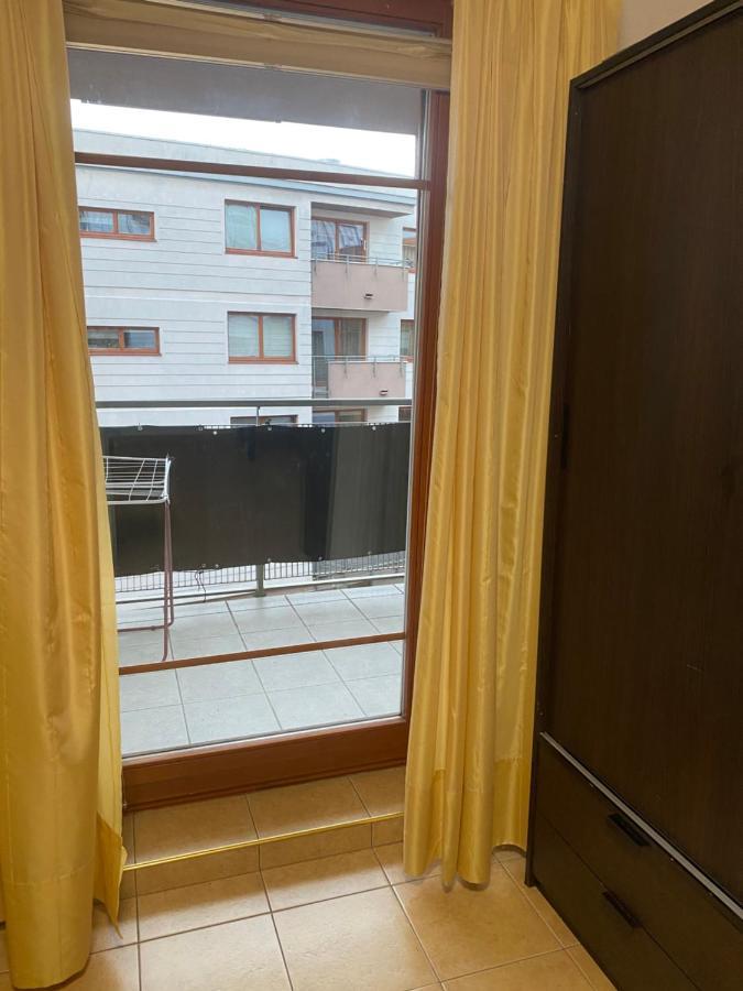 Butas Komfortowy Apartament: Pet-friendly Old Town Retreat Near Park Praski